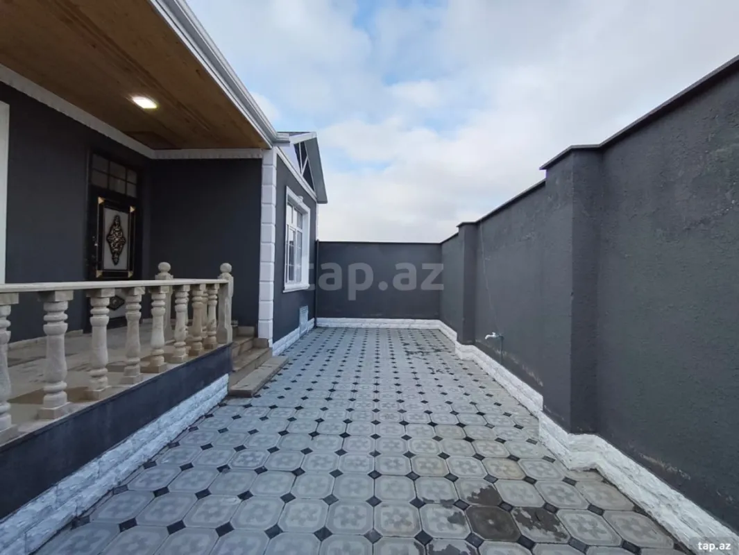 Satılır 3 otaqlı həyət evi