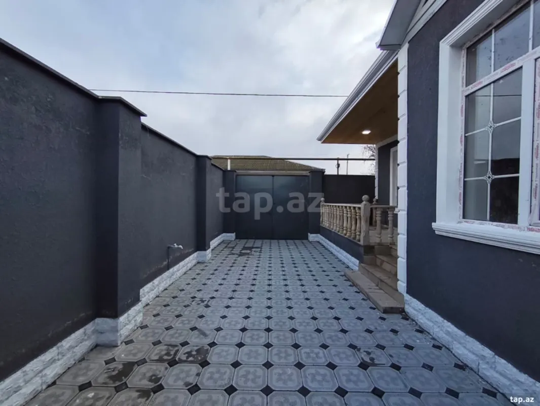 Satılır 3 otaqlı həyət evi