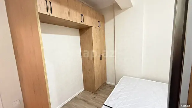 Kirayə verilir 2 otaqlı yeni tikili 42 m²