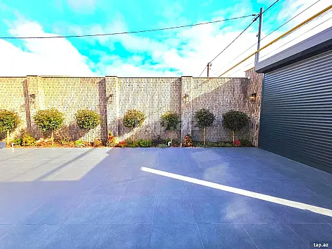 Satılır 4 otaqlı həyət evi 250 m²