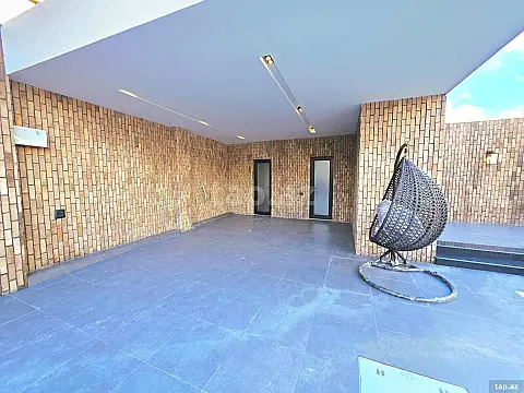 Satılır 4 otaqlı həyət evi 250 m²
