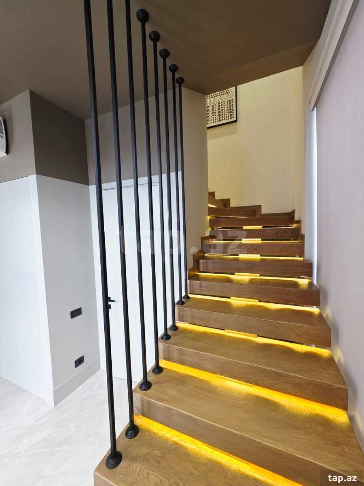 Satılır 4 otaqlı həyət evi 250 m²