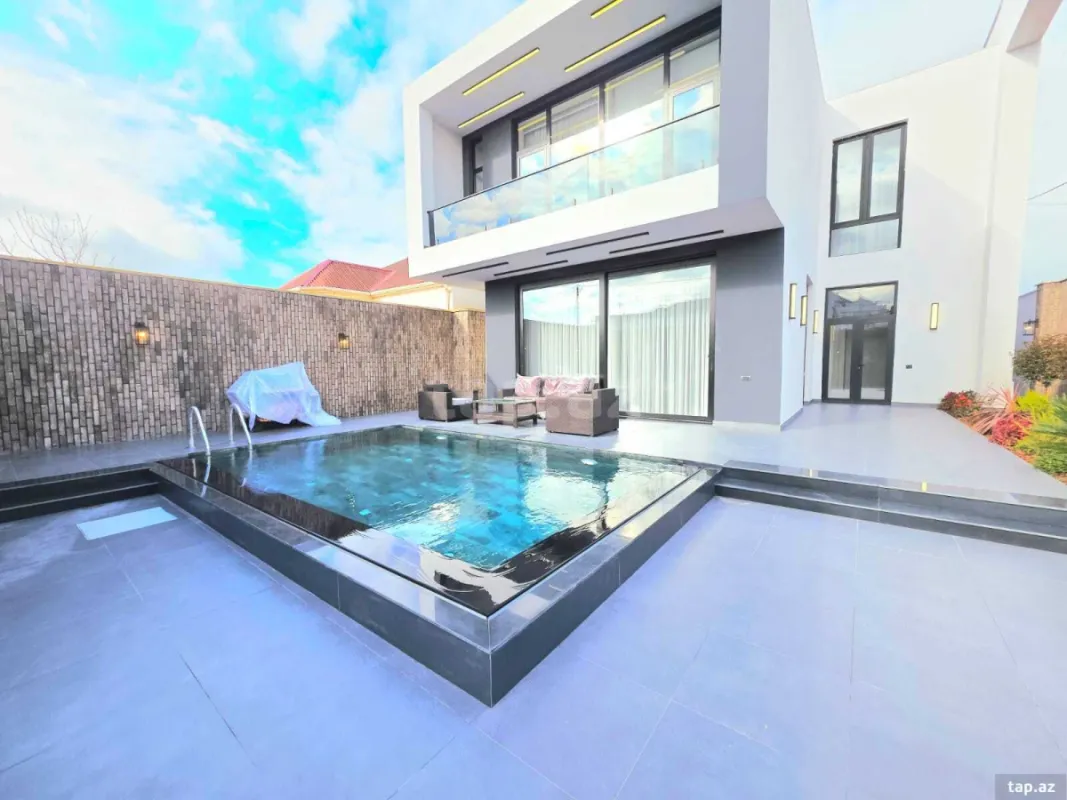 Satılır 4 otaqlı həyət evi 250 m²