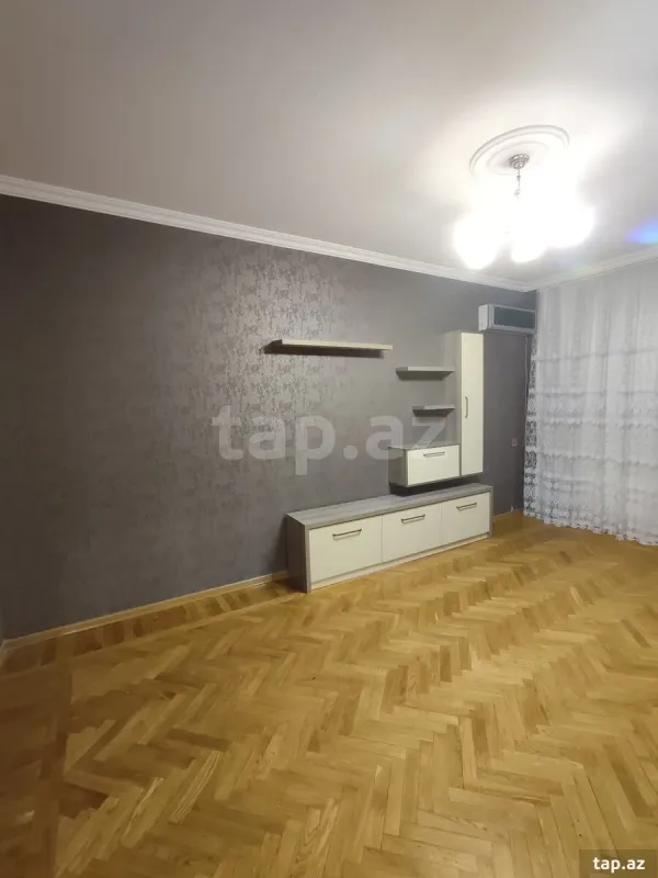 Satılır 3 otaqlı mənzil 68 m²