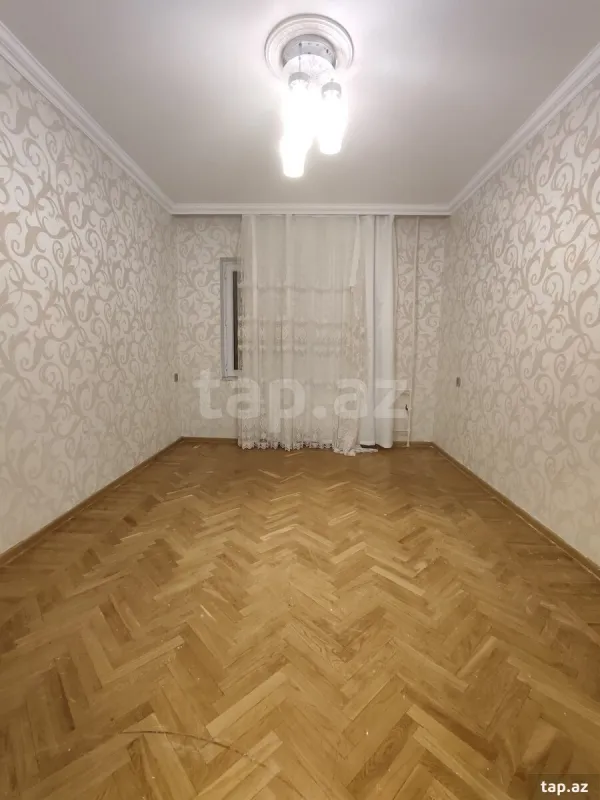 Satılır 3 otaqlı mənzil 68 m²