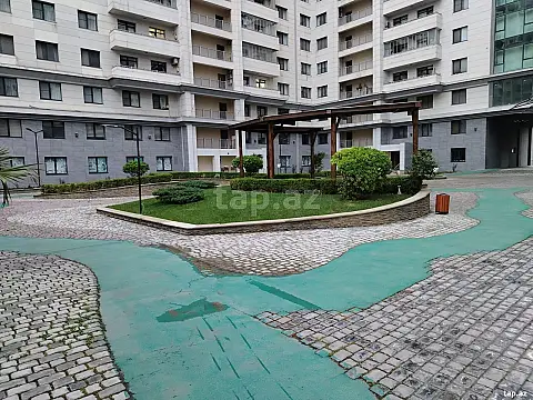 Satılır 3 otaqlı yeni tikili 155 m²