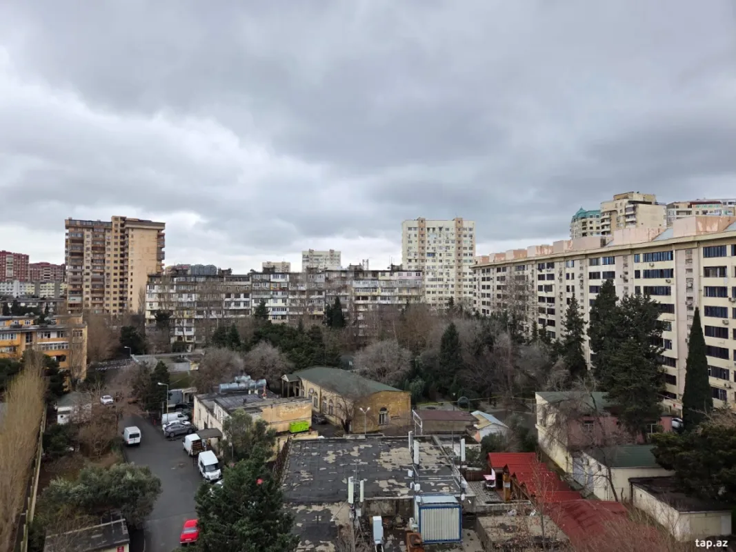 Satılır 1 otaqlı mənzil 50 m²