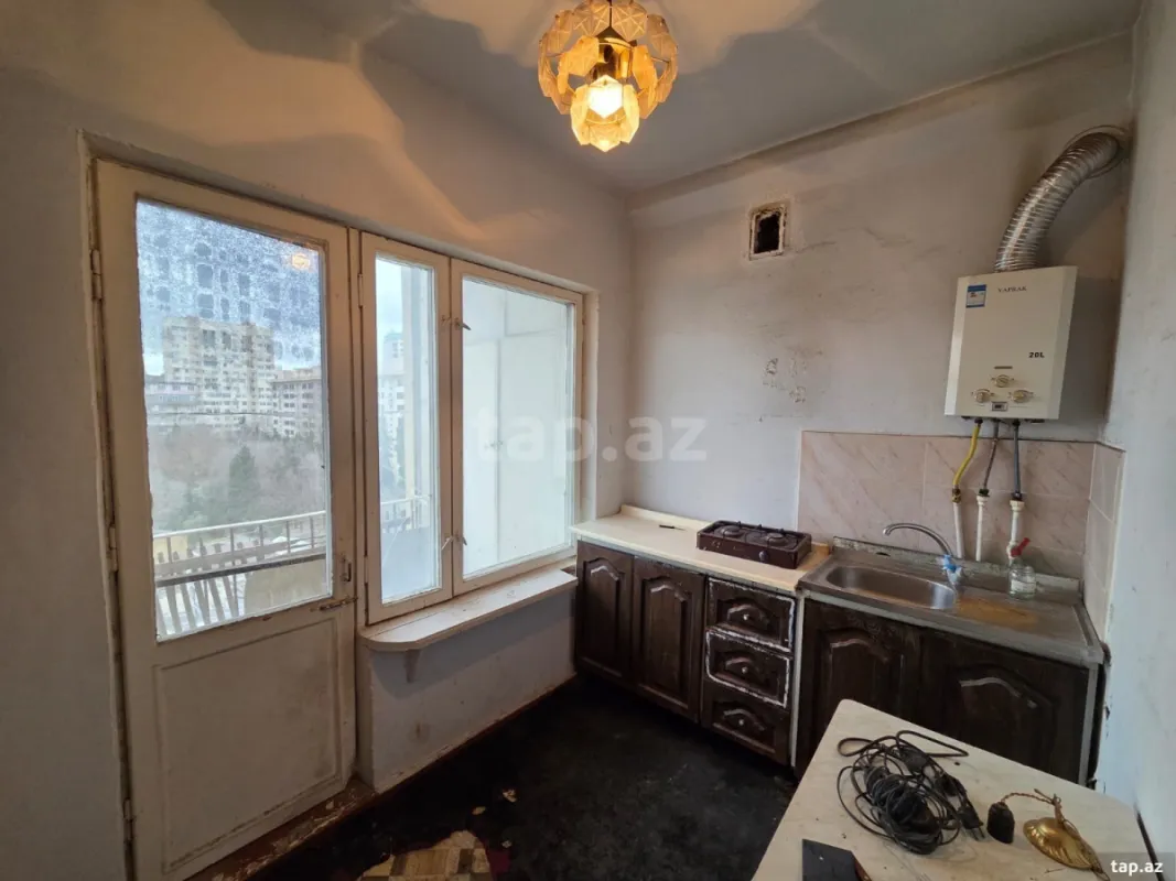 Satılır 1 otaqlı mənzil 50 m²