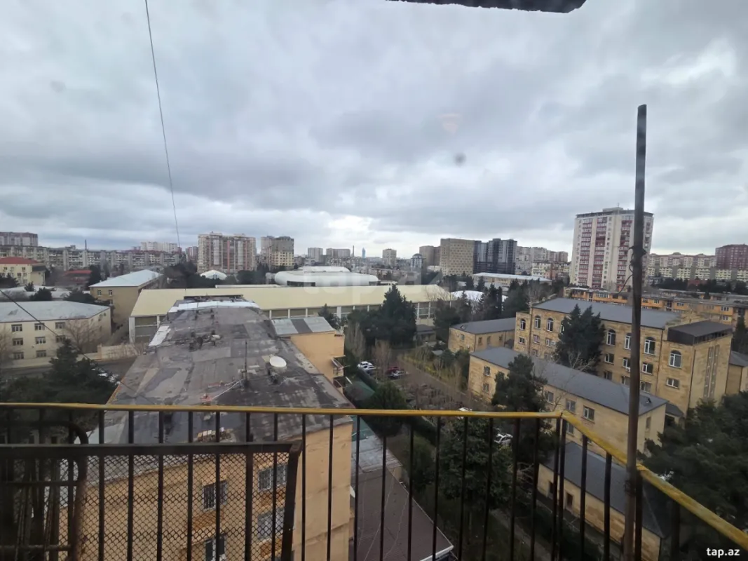 Satılır 1 otaqlı mənzil 50 m²