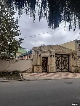 Kirayə verilir 10 otaqlı həyət evi