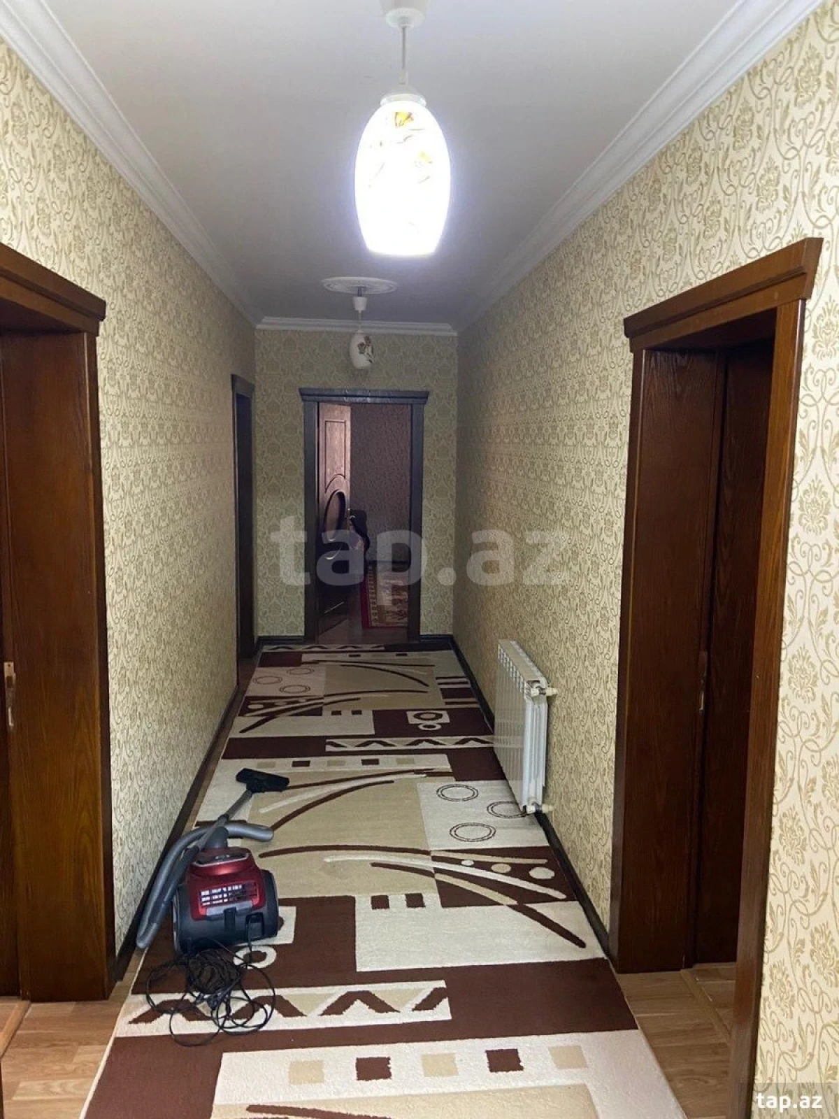 Kirayə verilir 10 otaqlı həyət evi