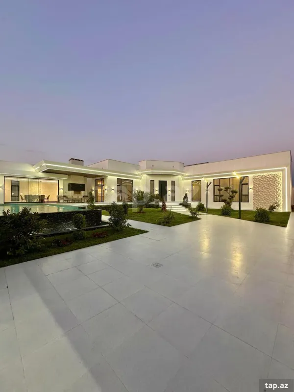 Satılır 5 otaqlı həyət evi