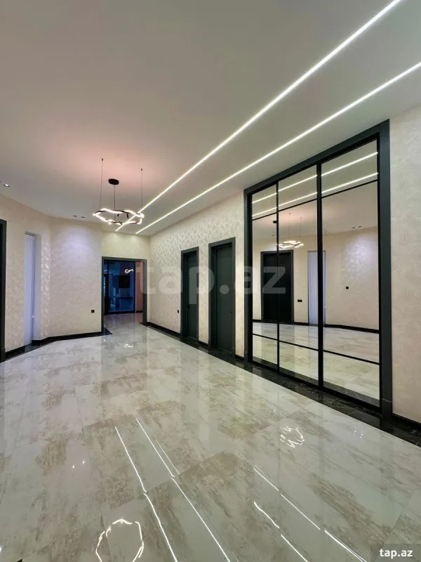 Satılır 5 otaqlı həyət evi