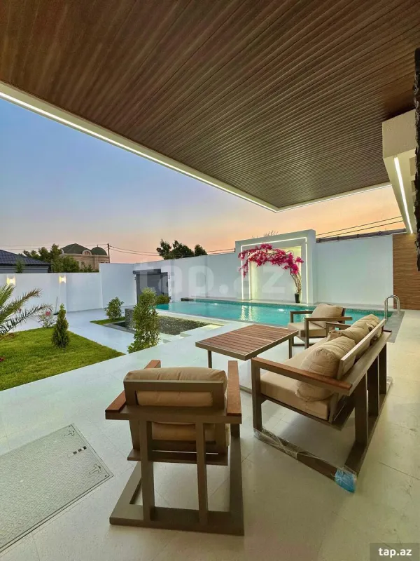 Satılır 5 otaqlı həyət evi