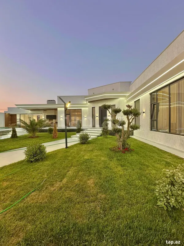 Satılır 5 otaqlı həyət evi