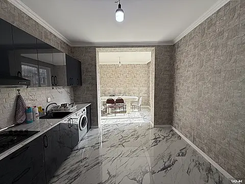Satılır 5 otaqlı həyət evi 200 m²