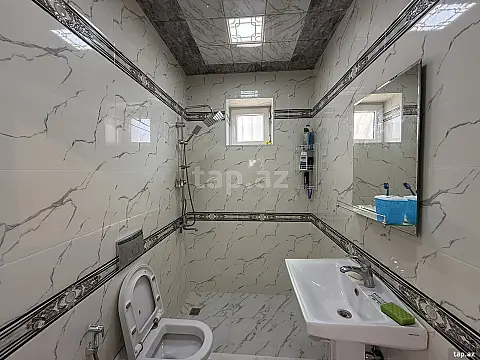 Satılır 5 otaqlı həyət evi 200 m²