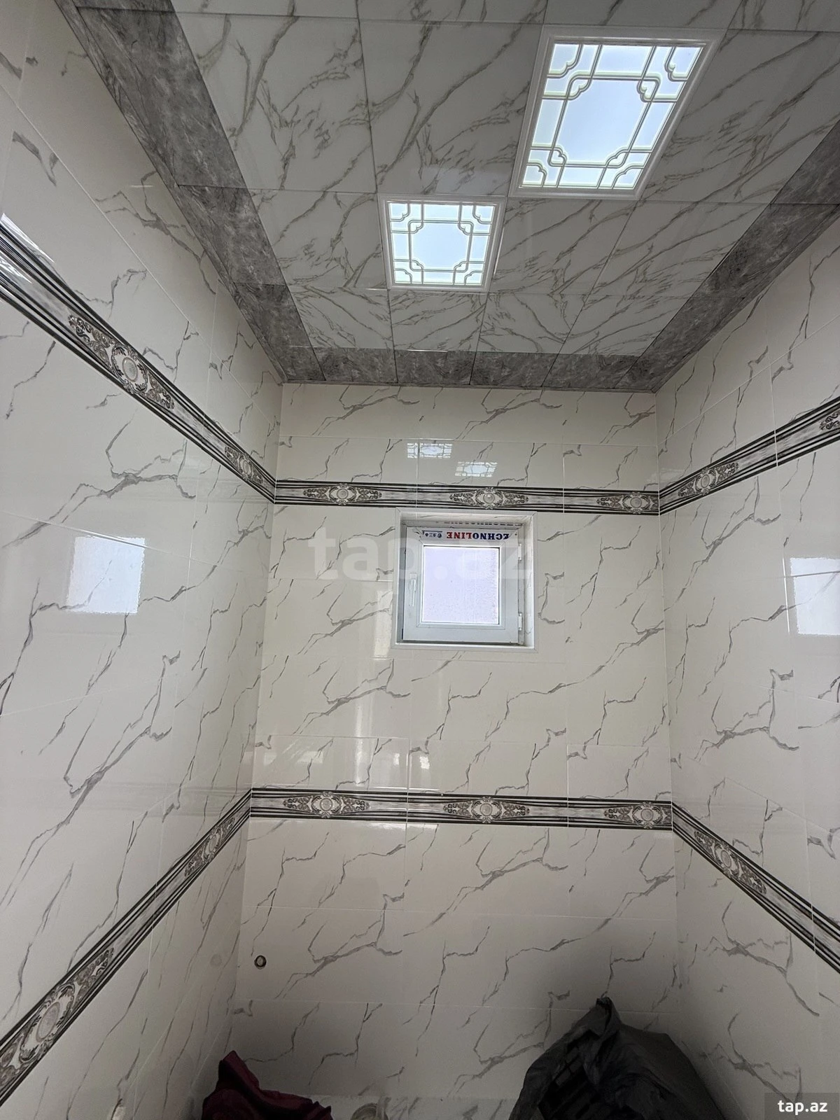 Satılır 5 otaqlı həyət evi 200 m²