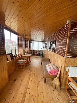 Satılır 14 otaqlı həyət evi