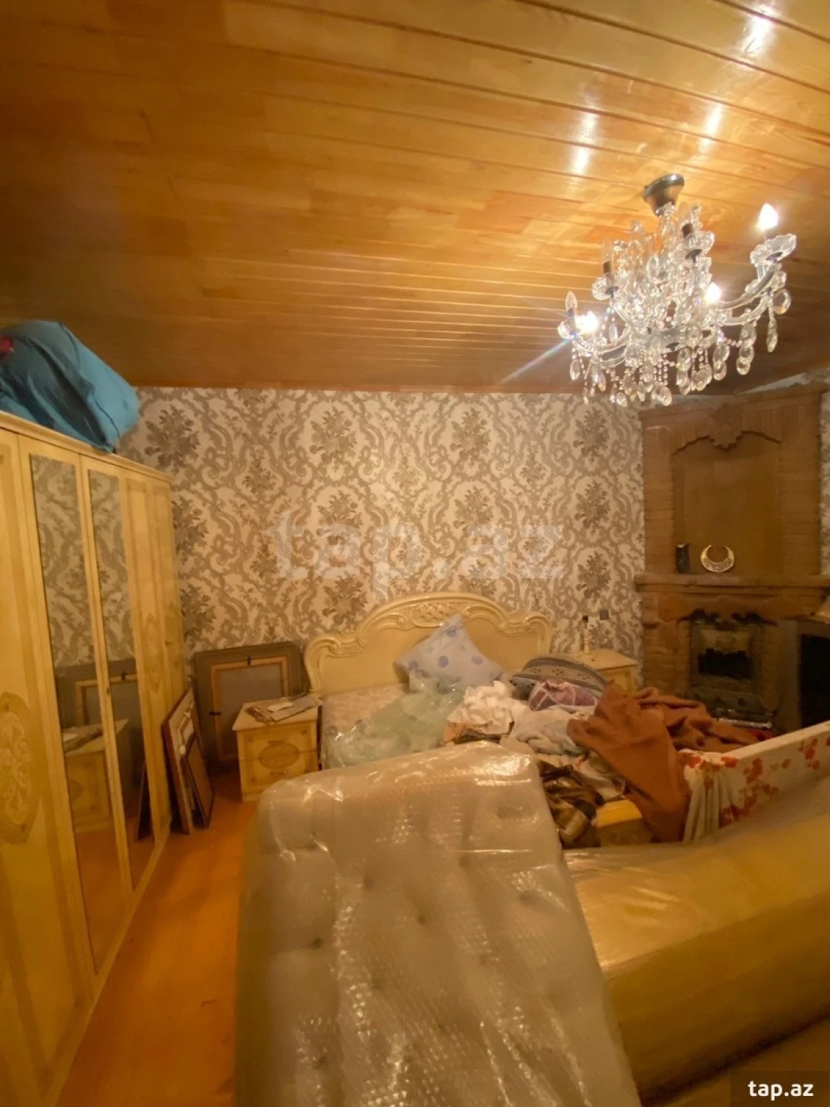 Satılır 14 otaqlı həyət evi