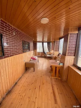 Satılır 14 otaqlı həyət evi