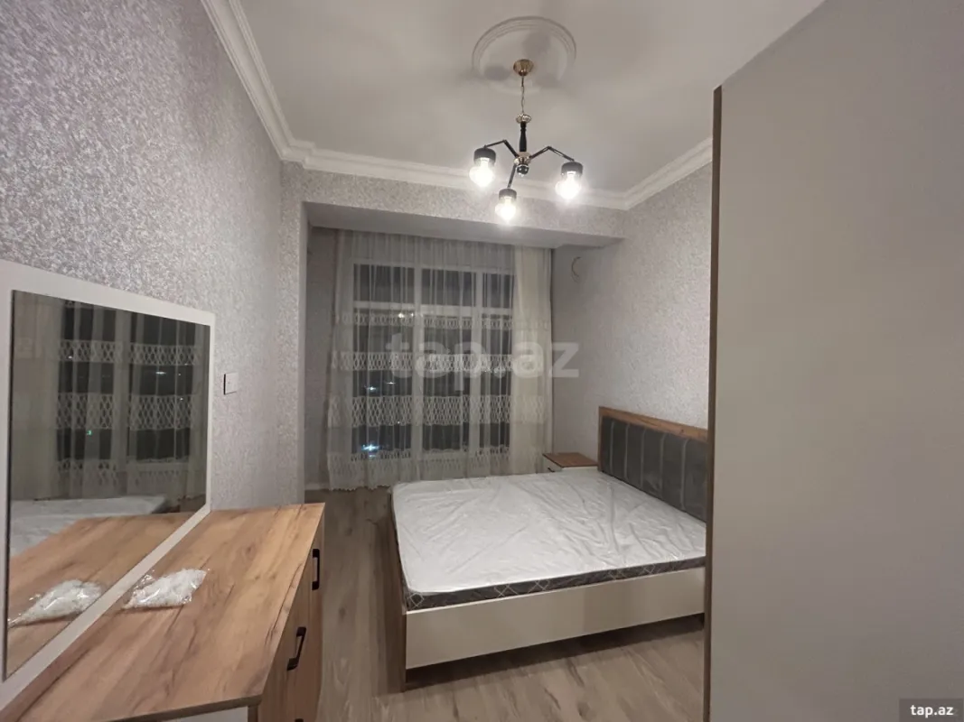 Kirayə verilir 3 otaqlı yeni tikili 80 m²