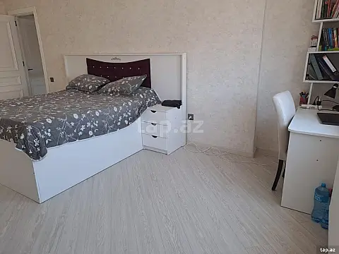 Satılır 3 otaqlı yeni tikili 90 m²