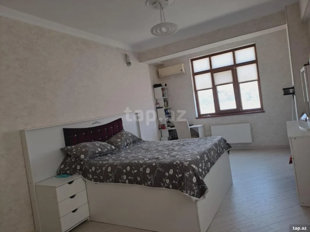Satılır 3 otaqlı yeni tikili 90 m²