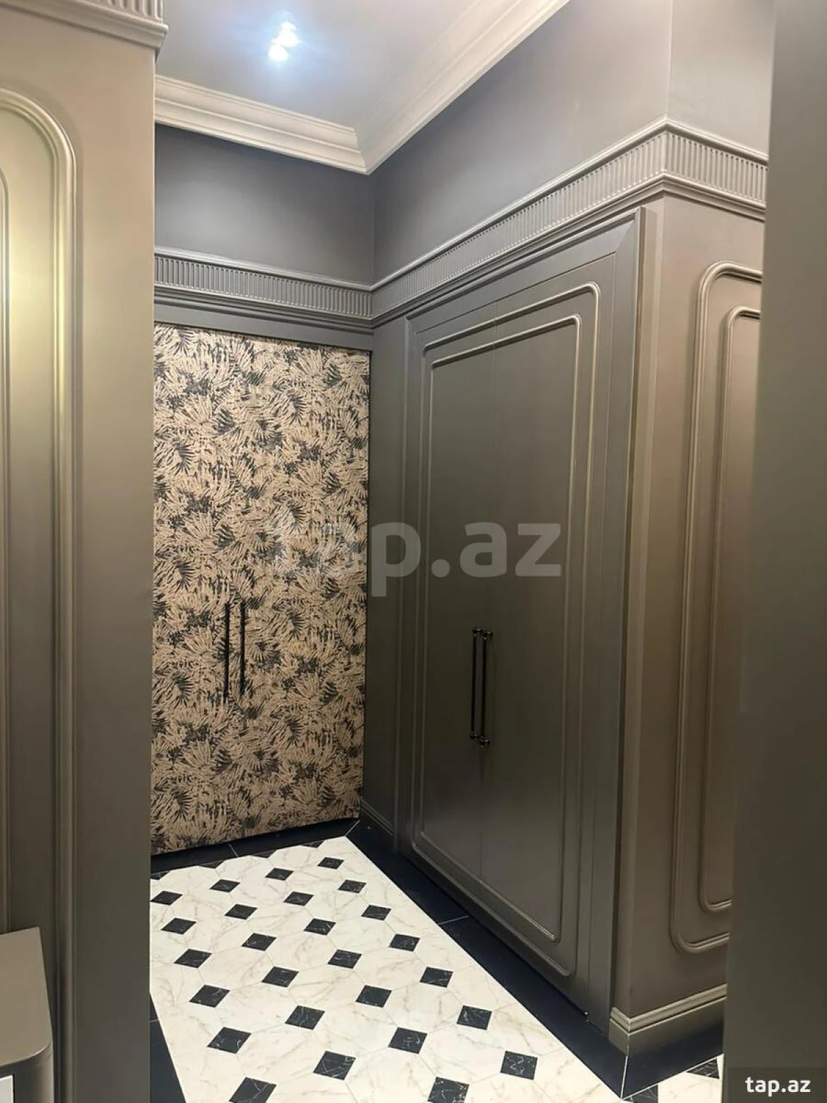 Kirayə verilir 4 otaqlı yeni tikili 120 m²