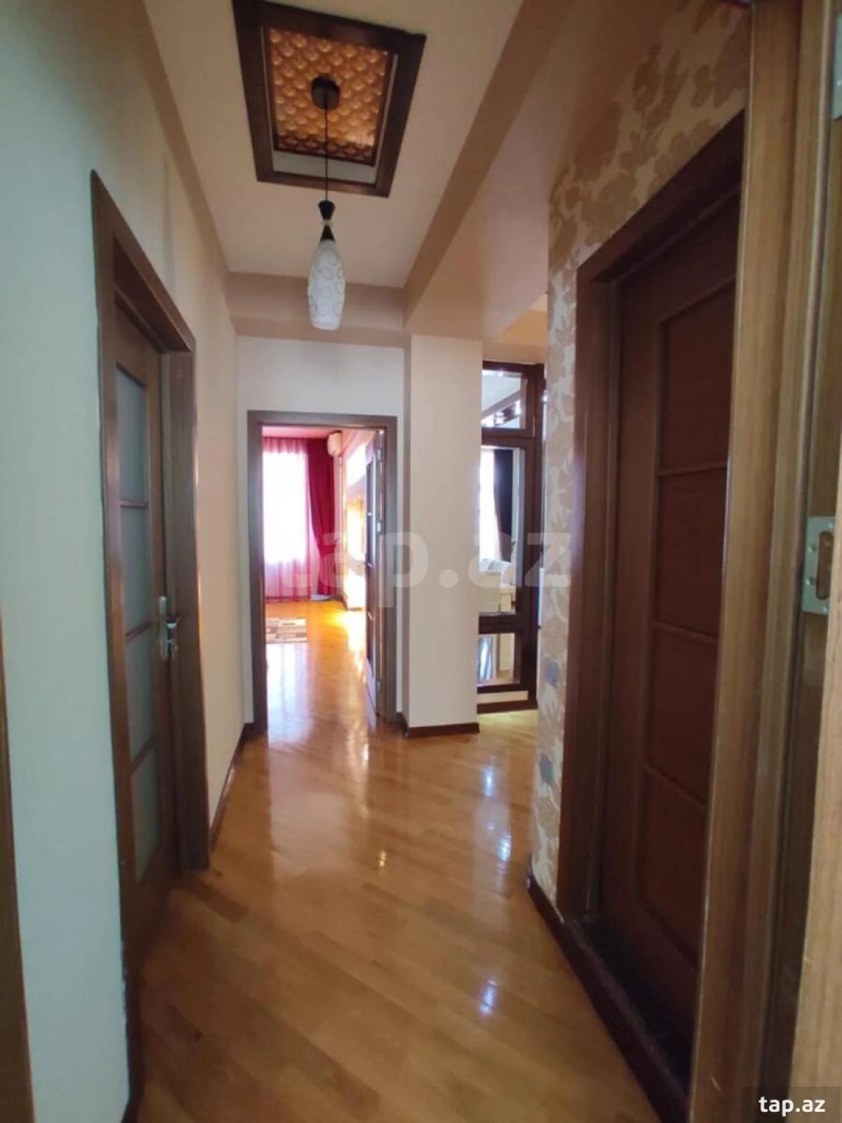 Kirayə verilir 3 otaqlı yeni tikili 120 m²