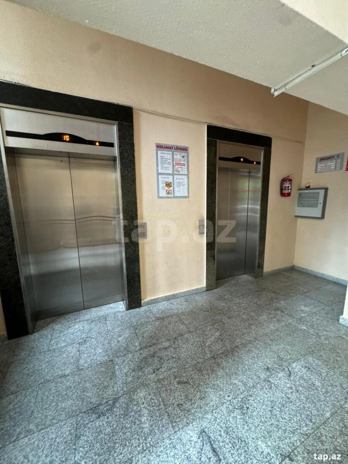 Kirayə verilir 2 otaqlı yeni tikili 85 m²