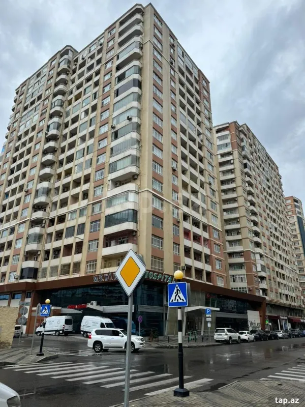 Kirayə verilir 2 otaqlı yeni tikili 85 m²