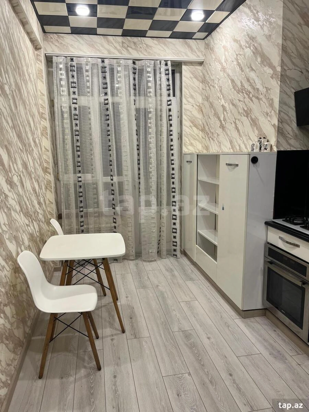 Kirayə verilir 2 otaqlı yeni tikili 85 m²