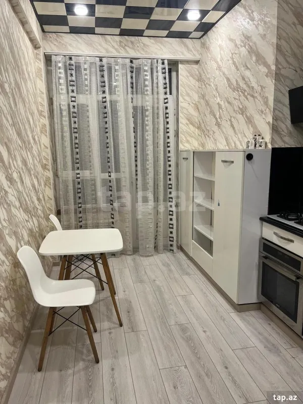 Kirayə verilir 2 otaqlı yeni tikili 85 m²