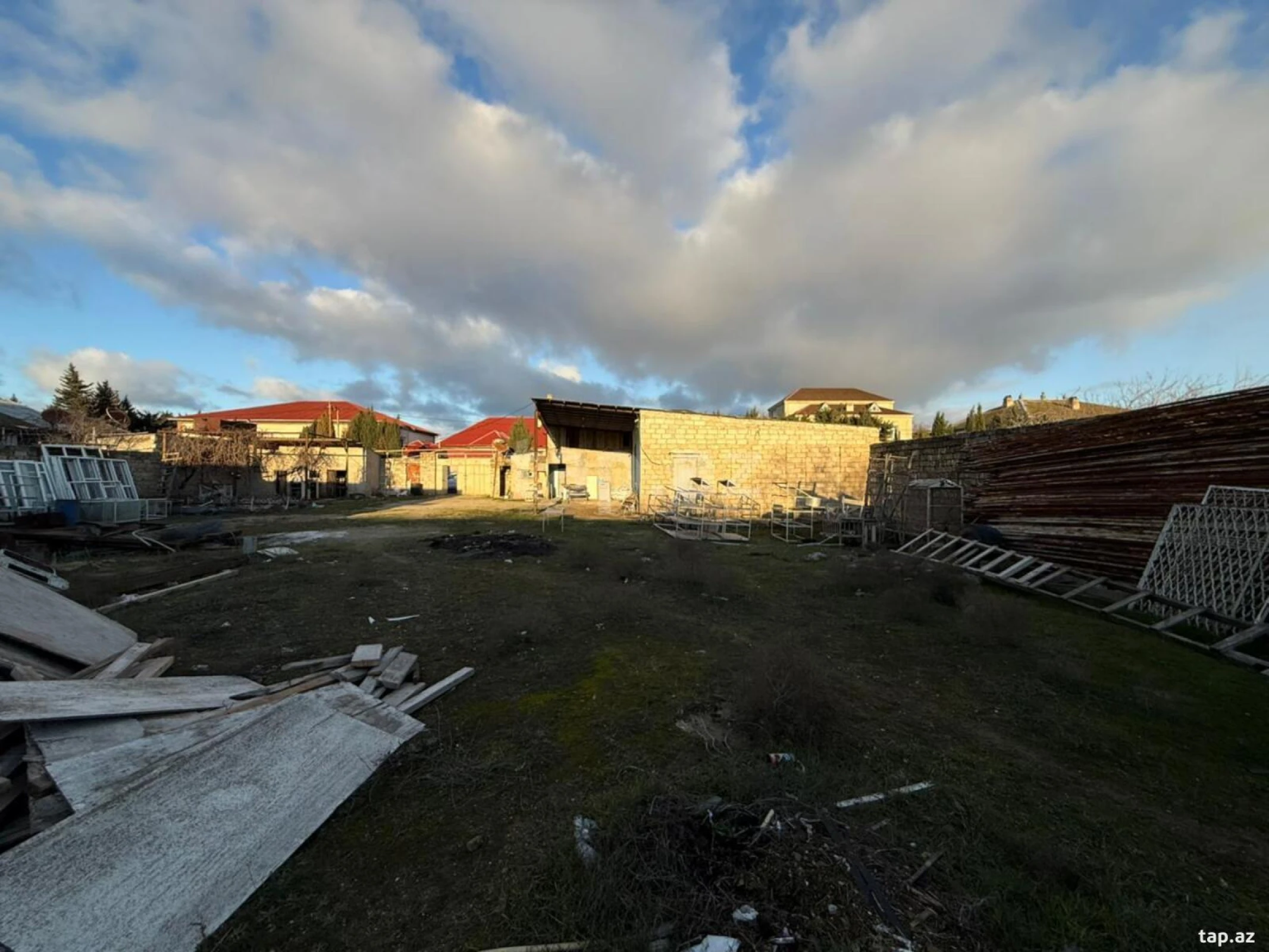 Satılır torpaq sahəsi