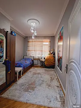 Satılır 3 otaqlı yeni tikili 70 m²