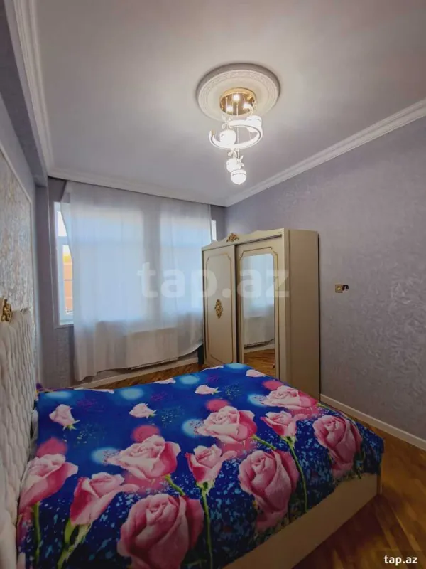 Satılır 3 otaqlı yeni tikili 70 m²