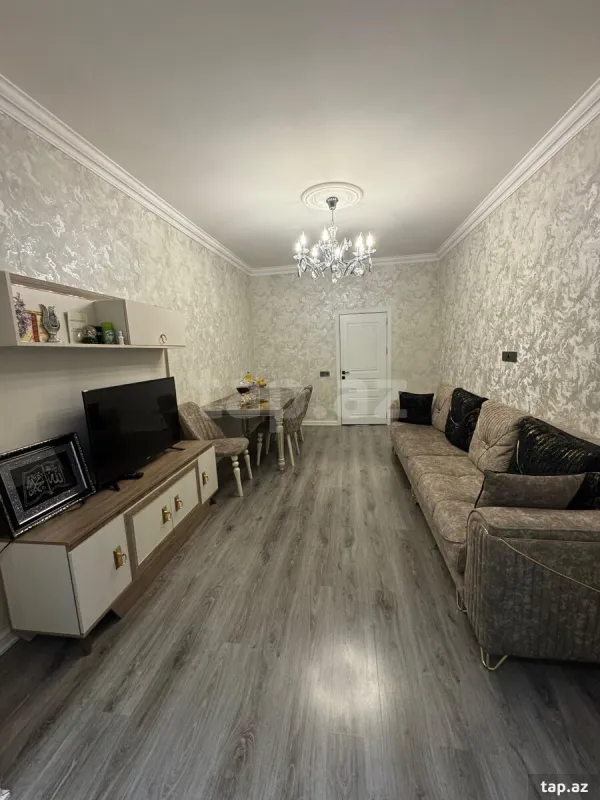 Satılır 4 otaqlı mənzil 90 m²