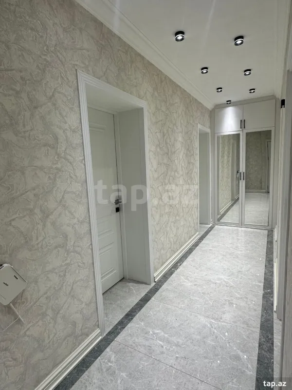 Satılır 4 otaqlı mənzil 90 m²