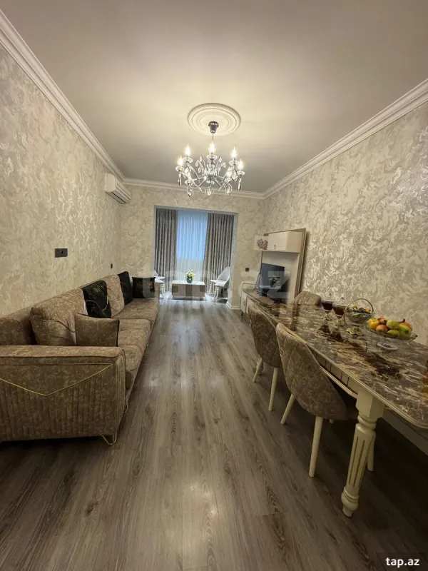 Satılır 4 otaqlı mənzil 90 m²