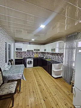 Satılır 3 otaqlı həyət evi