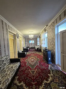 Satılır 4 otaqlı həyət evi
