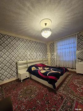 Satılır 4 otaqlı həyət evi