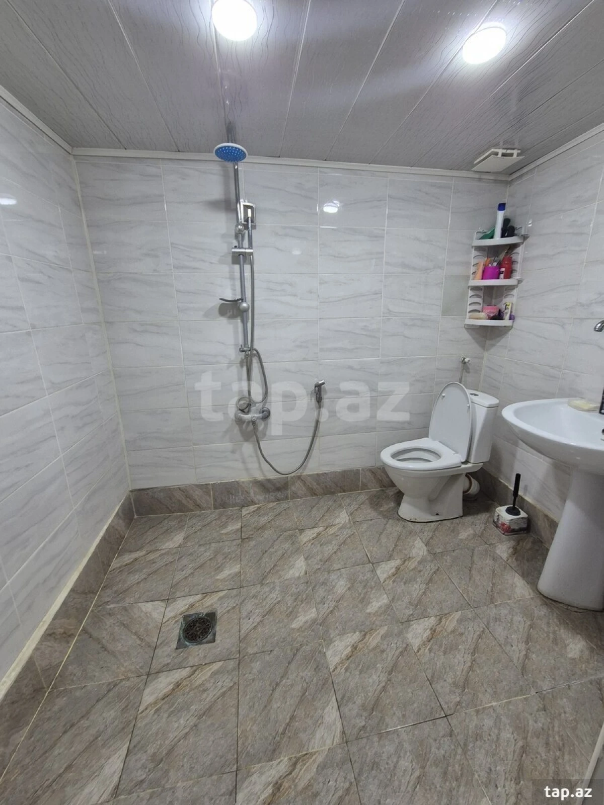 Satılır 4 otaqlı həyət evi