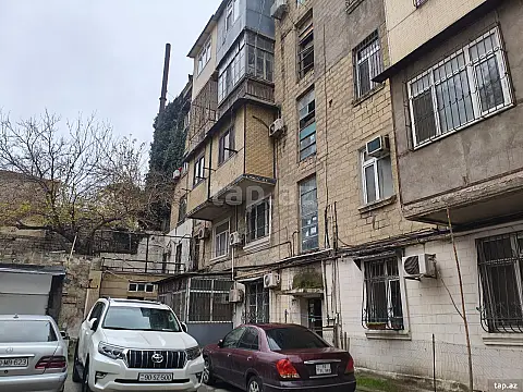 Satılır 3 otaqlı mənzil 65 m²