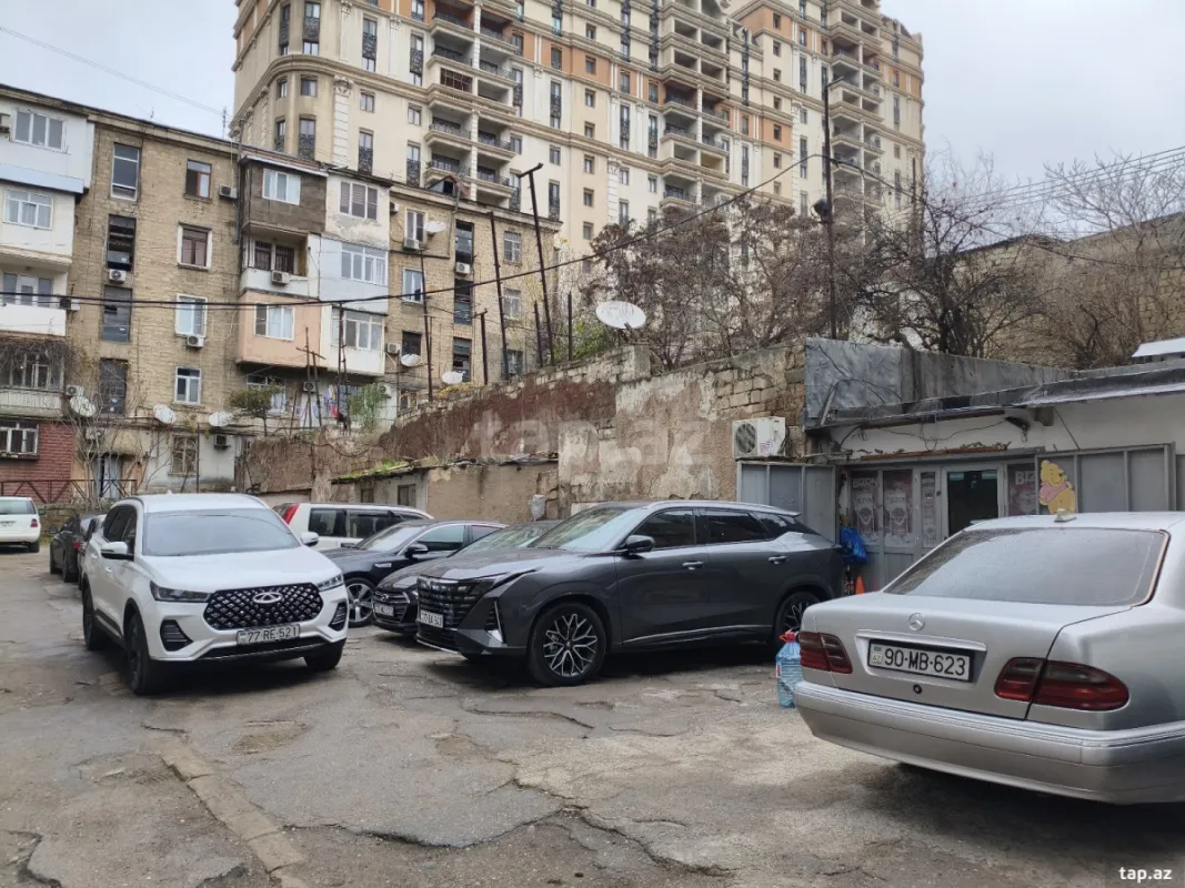 Satılır 3 otaqlı mənzil 65 m²