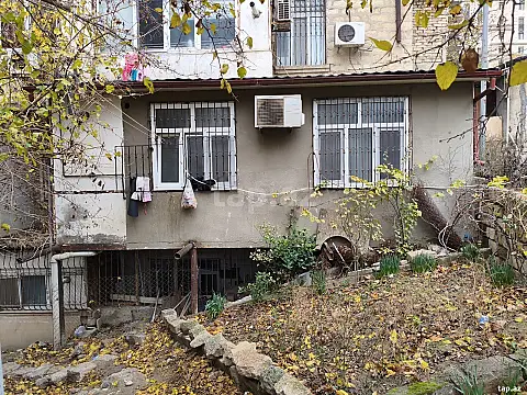 Satılır 3 otaqlı mənzil 65 m²