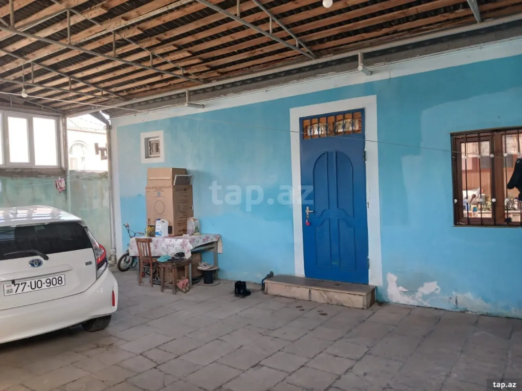 Satılır 4 otaqlı həyət evi