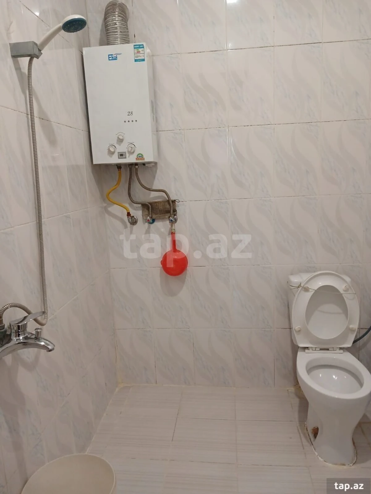 Satılır 4 otaqlı həyət evi