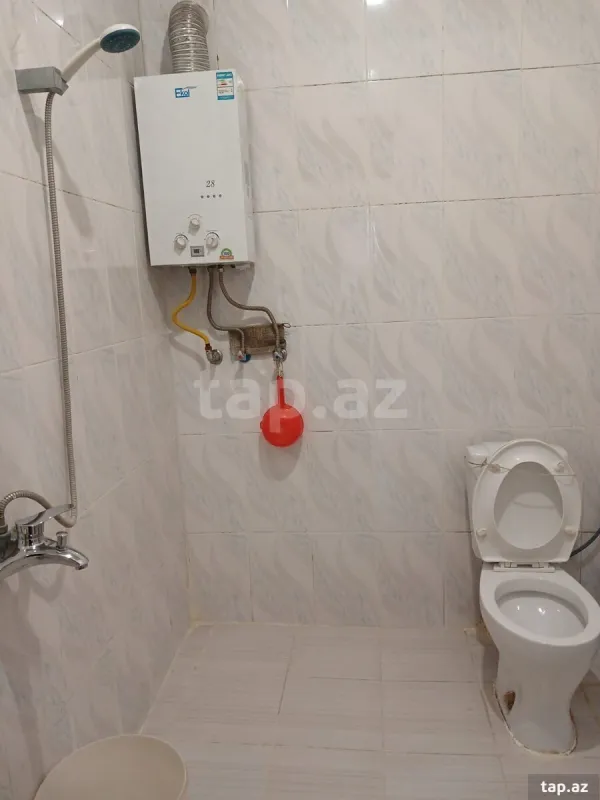 Satılır 4 otaqlı həyət evi